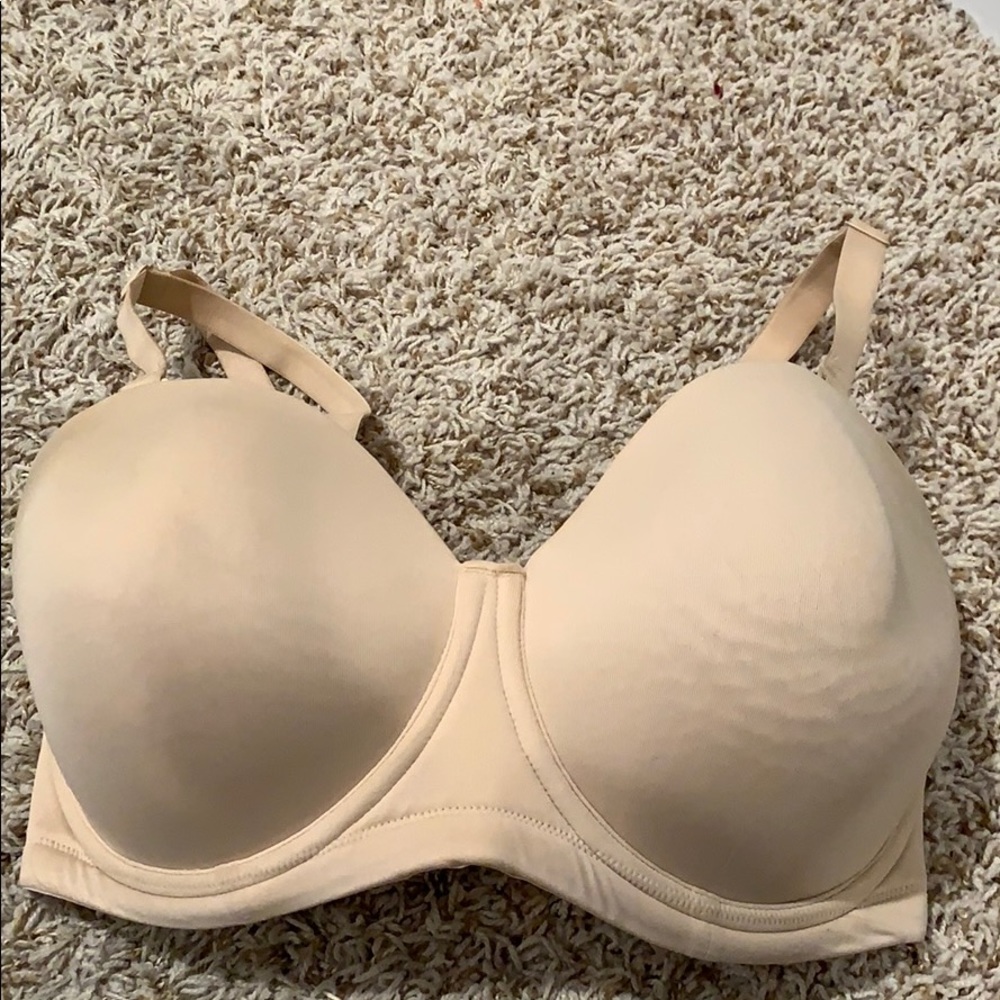Wacoal Red Carpet Convertible Bra. Tan size 34F.